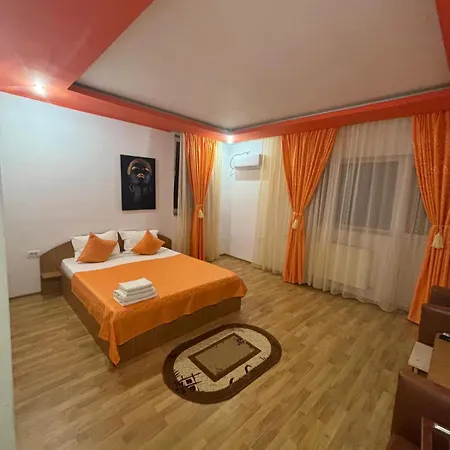 Nicolas Affittacamere *