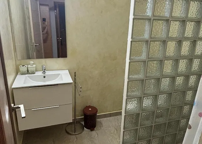 Nicolas Affittacamere *